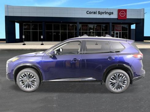New 2026 Nissan Rogue Platinum w/ Platinum Premium Package AWD/4WD image 2
