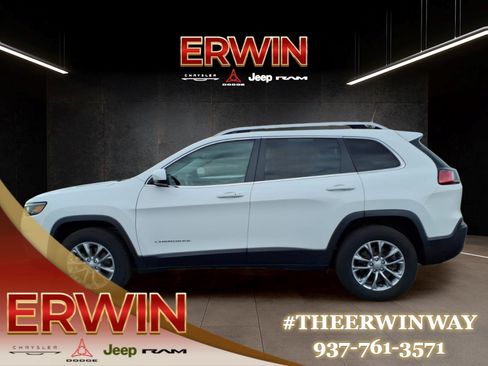 Used 2021 Jeep Cherokee Latitude Lux w/ Comfort/Convenience Group AWD/4WD image 4