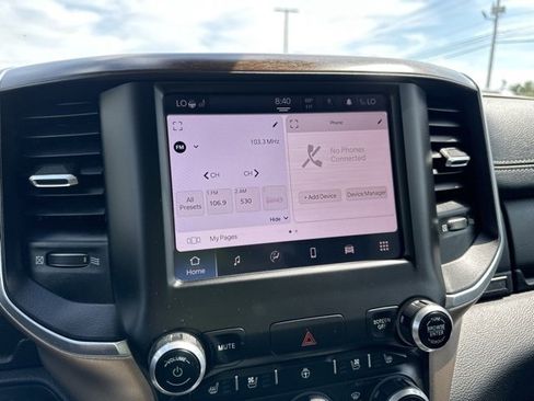 Used 2022 RAM 1500 Laramie image 24