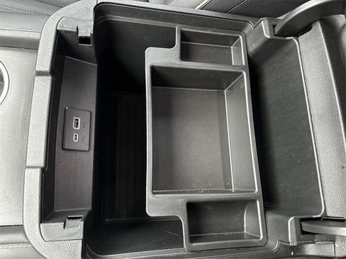 Used 2023 GMC Yukon SLT image 21