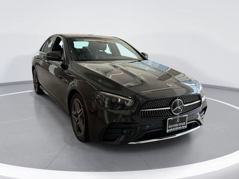 Used 2023 Mercedes-Benz E 350 4MATIC Sedan image 3