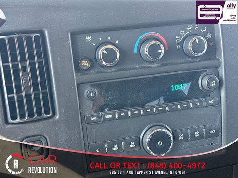 Used 2020 Chevrolet Express 3500 LS RWD image 18