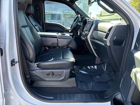 Used 2022 Ford F350 Lariat w/ Tremor Off-Road Package AWD/4WD image 37