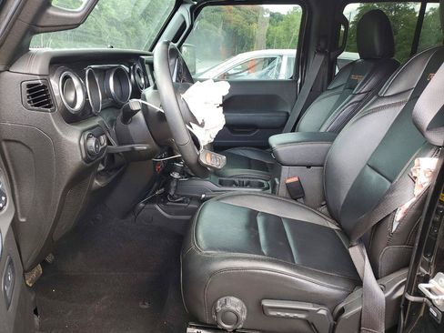 Used 2023 Jeep Wrangler Unlimited Rubicon 392 AWD/4WD image 6