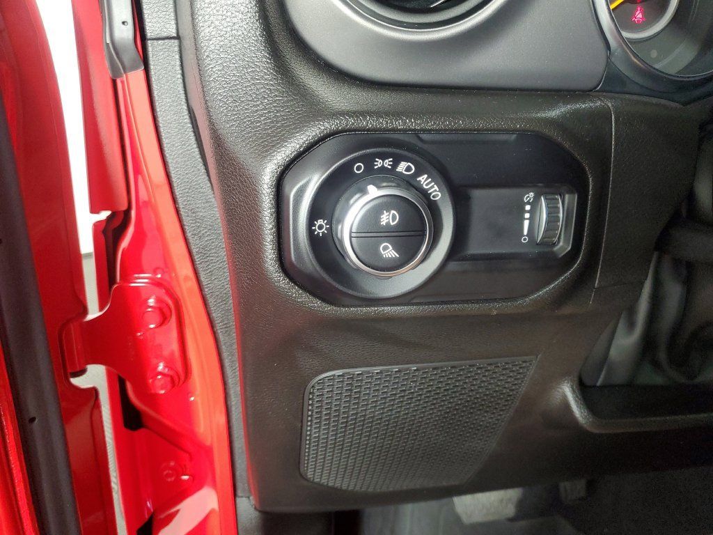Used 2023 Jeep Gladiator Sport AWD/4WD image 28