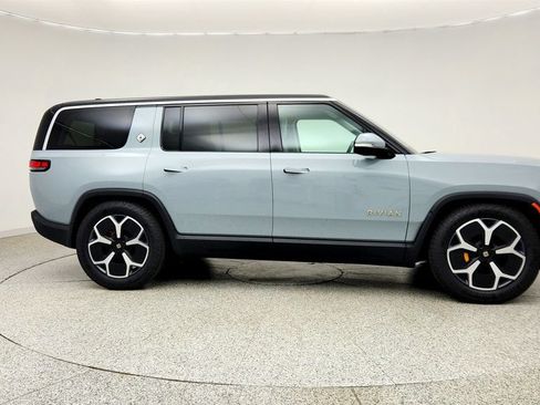 Used 2024 Rivian R1S Adventure AWD/4WD image 4