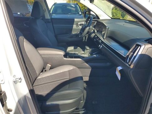 New 2026 Kia Sorento S image 7