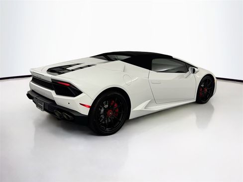 Used 2019 Lamborghini Huracan LP 580-2 image 34