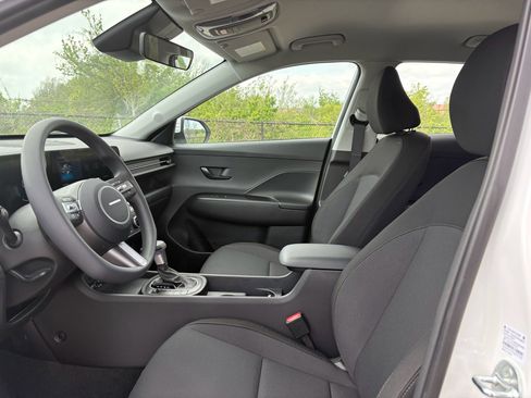 New 2026 Hyundai Kona SE FWD image 11