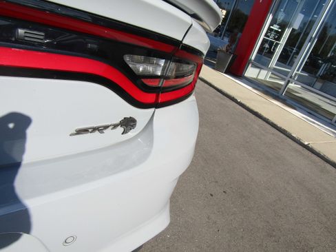 Used 2021 Dodge Charger SRT Hellcat RWD image 9