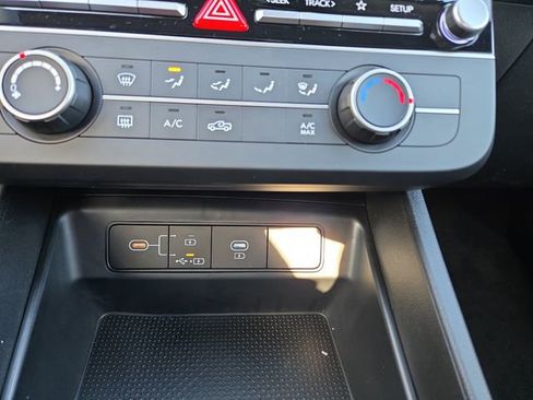 New 2026 Hyundai Santa Cruz SE FWD image 14