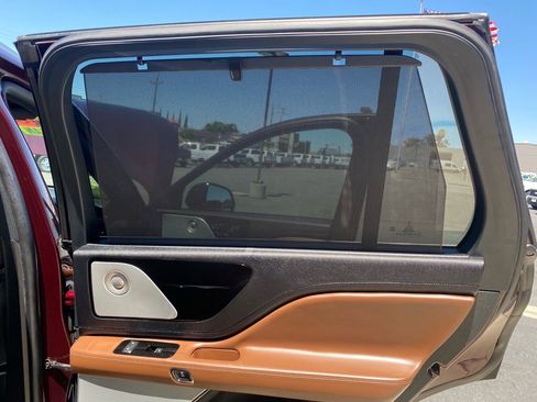 Used 2022 Lincoln Aviator Reserve w/ Equipment Group 201A image 45