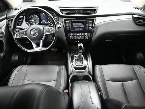 Used 2020 Nissan Rogue Sport SL AWD/4WD image 16