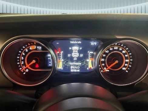 Used 2018 Jeep Wrangler Unlimited Sport S AWD/4WD image 11