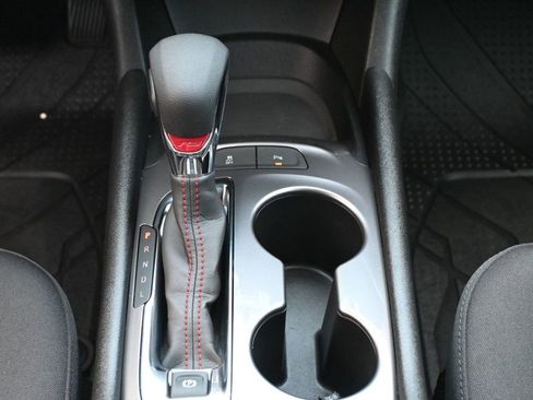 Used 2025 Chevrolet Malibu RS FWD image 13