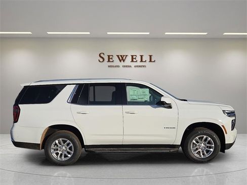 New 2025 Chevrolet Tahoe LS image 6