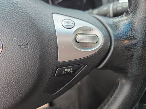 Used 2016 INFINITI QX70 AWD w/ Premium Package image 33