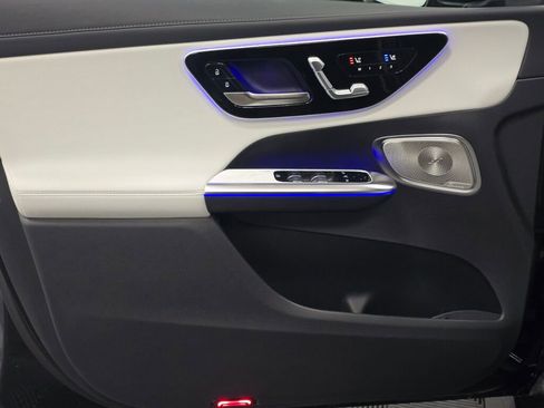 New 2026 Mercedes-Benz GLC 300 4MATIC image 34