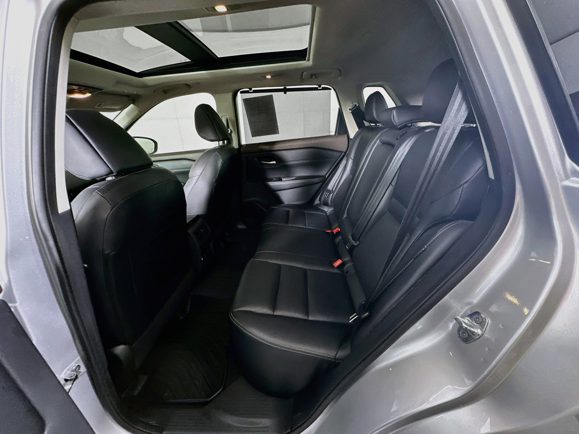 Used 2023 Nissan Rogue SL w/ SL Premium Package FWD image 27