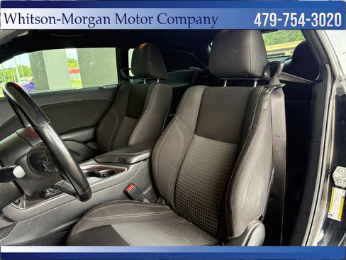 Used 2020 Dodge Challenger SXT w/ Blacktop Package RWD image 10