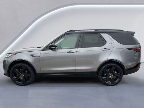 New 2025 Land Rover Discovery Dynamic SE image 6