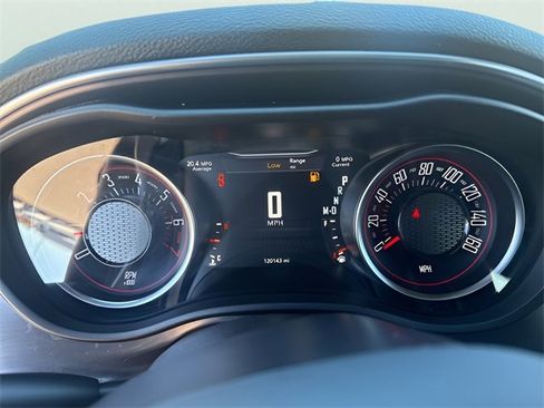 Used 2018 Dodge Challenger SXT w/ Super Sport Group (SS/T) image 24