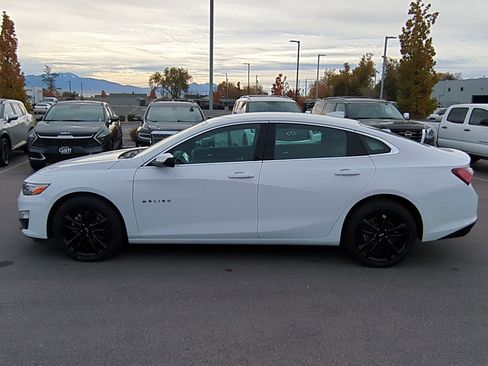 Used 2023 Chevrolet Malibu LT w/ Driver Confidence Package image 9