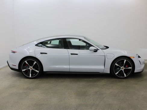 New 2024 Porsche Taycan 4S image 8