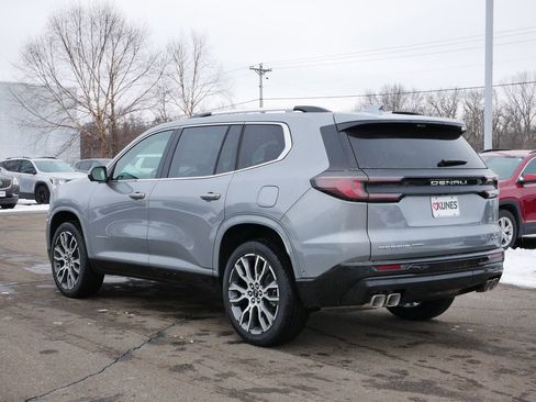 New 2026 GMC Acadia Denali Ultimate AWD/4WD image 3