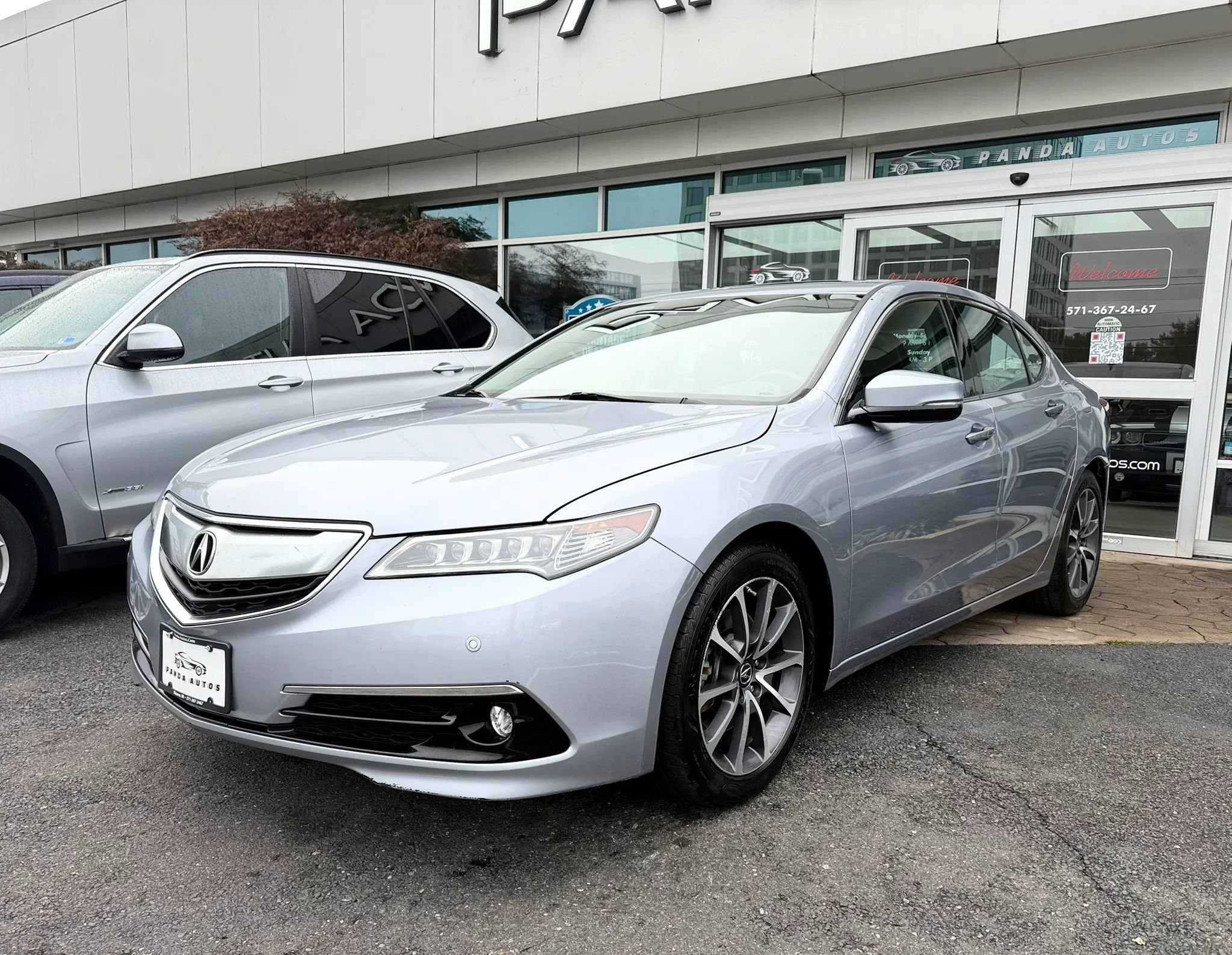 Used 2015 Acura TLX w/ Advance Package AWD/4WD image 3