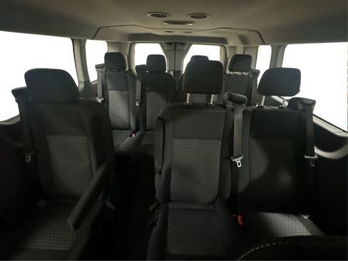 Used 2023 Ford Transit 350 XLT image 31