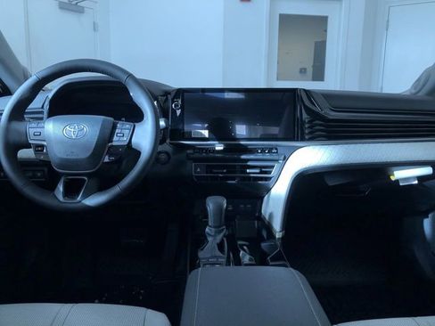 New 2026 Toyota Camry XLE image 17