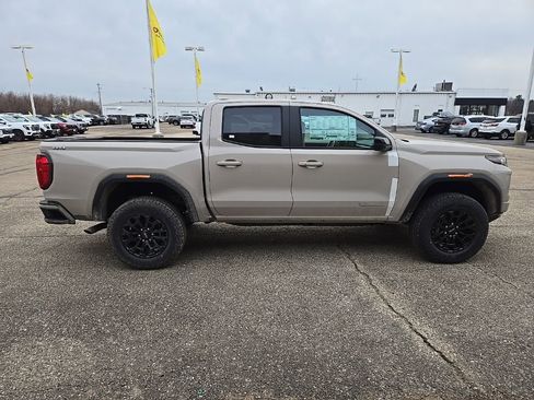 New 2026 GMC Canyon Elevation image 3