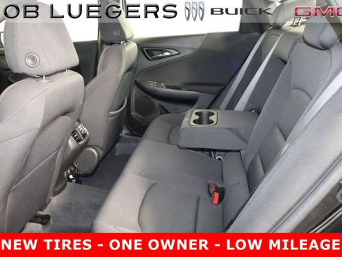 Certified 2024 Chevrolet Malibu LT image 12