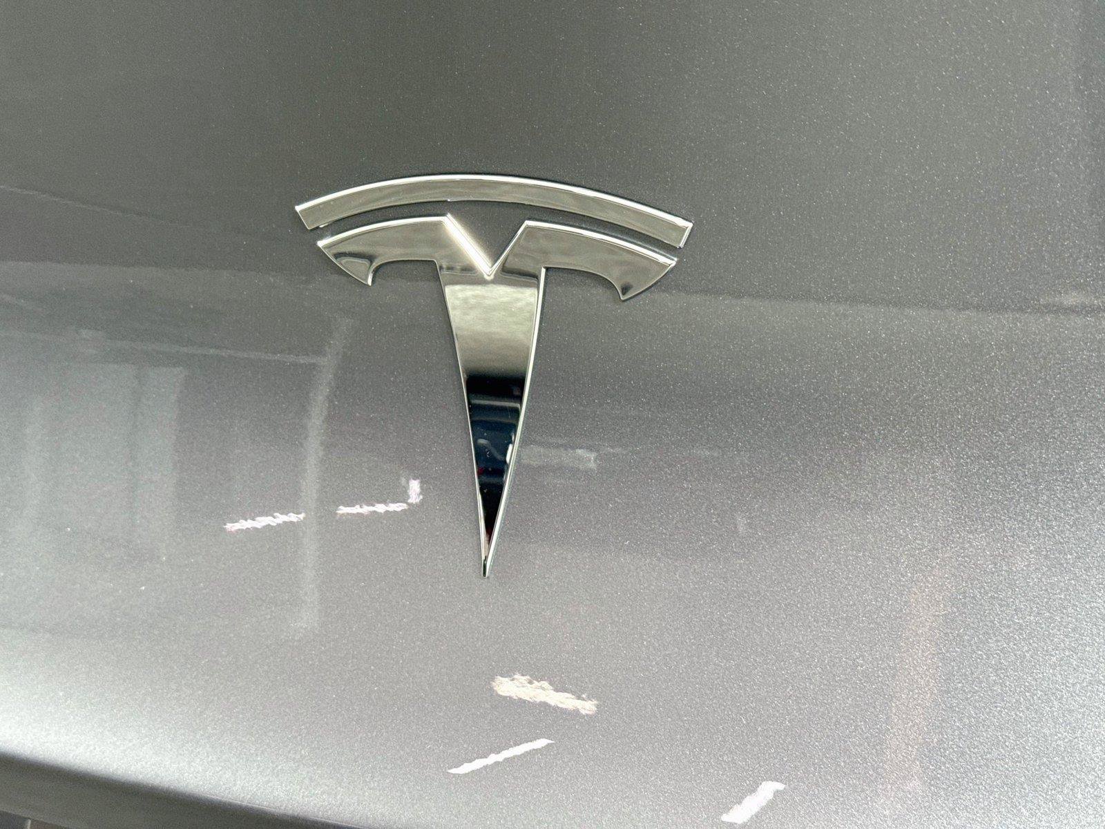 Used 2025 Tesla Model Y Long Range AWD/4WD image 15