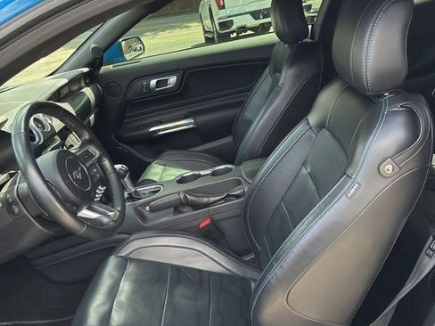 Used 2019 Ford Mustang GT Premium w/ GT Performance Package RWD image 5