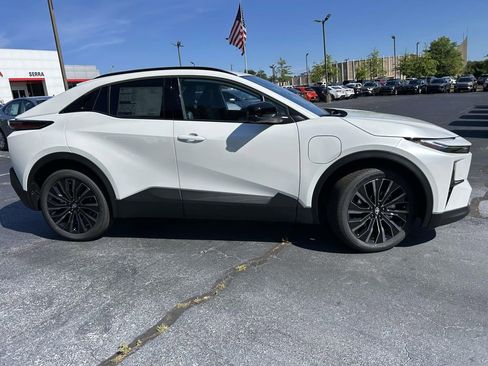 New 2026 Toyota C-HR AWD/4WD image 2