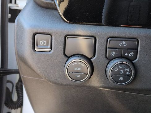 Used 2022 Chevrolet Silverado 1500 RST w/ LPO, Liner Protection Package RWD image 18
