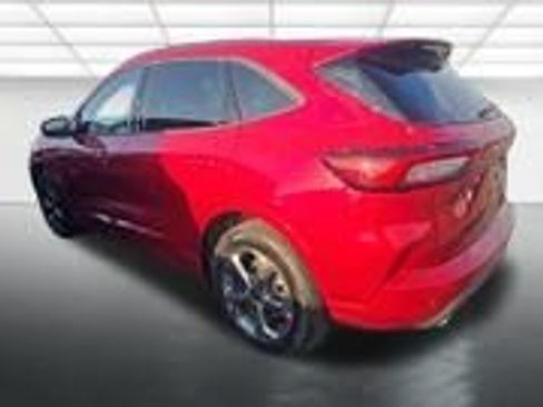 Used 2024 Ford Escape ST-Line w/ Tech Pack #1 AWD/4WD image 7
