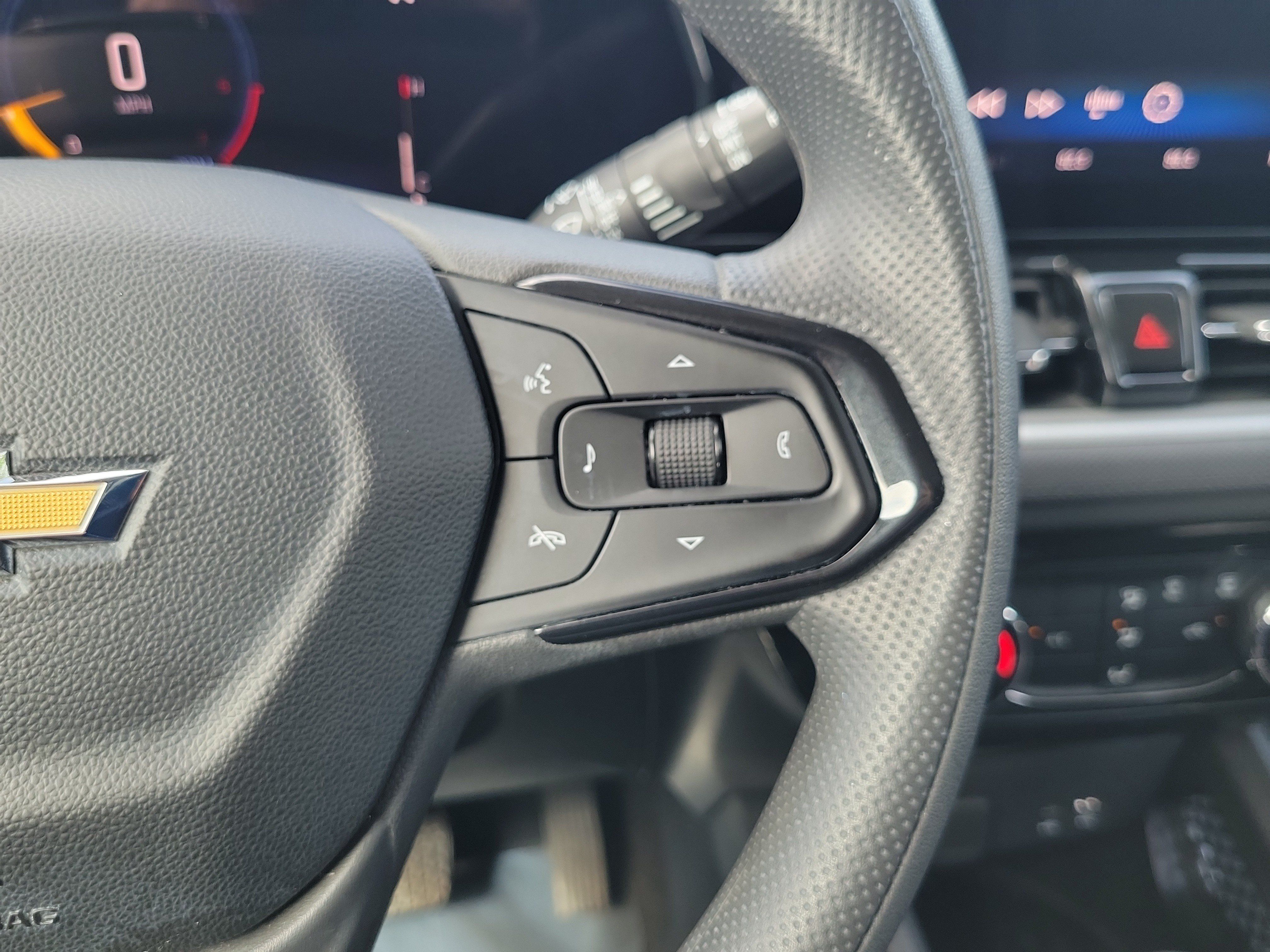 Used 2024 Chevrolet TrailBlazer LT w/ Driver Confidence Package FWD image 19