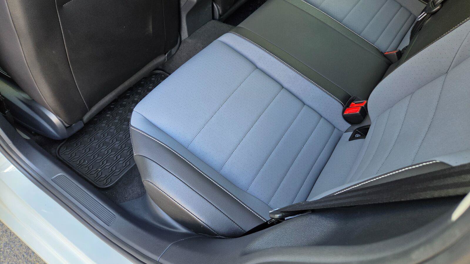 Certified 2026 Volkswagen Jetta SE FWD image 42