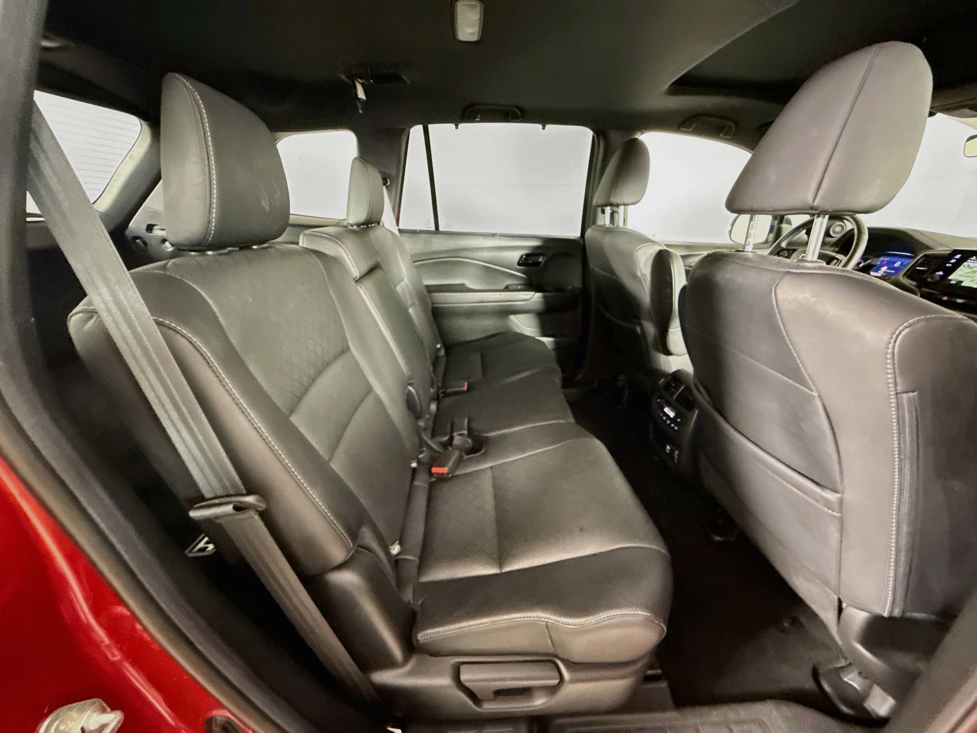 Used 2023 Honda Passport Elite image 36