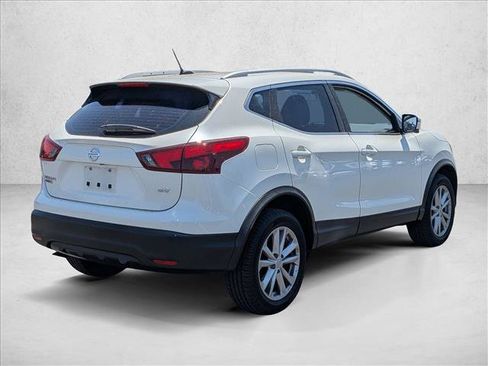 Used 2017 Nissan Rogue Sport SV w/ SV Premium Package FWD image 9