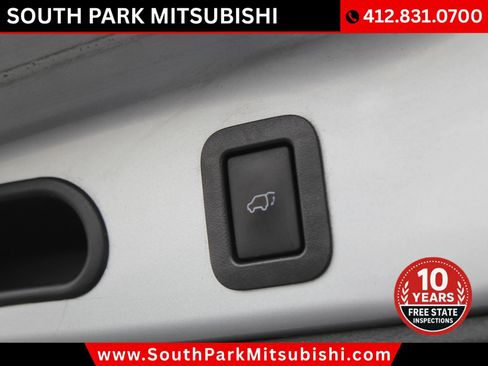 Used 2016 Toyota Highlander Limited w/ Driver Technology Package image 34