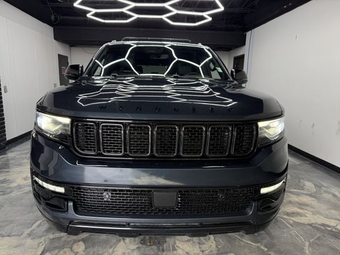 Used 2023 Jeep Wagoneer Series II image 7