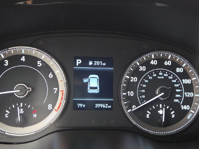 Certified 2022 Hyundai Venue SEL FWD image 9