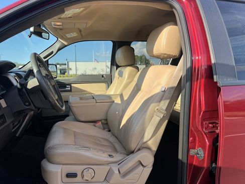 Used 2013 Ford F150 XLT w/ Luxury Equipment Group image 14