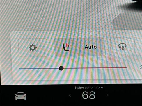 Used 2023 Tesla Model 3 Standard Range image 16