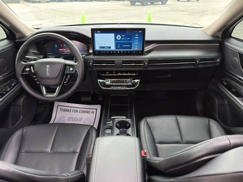 Used 2025 Lincoln Corsair Grand Touring w/ Equipment Group 301A AWD/4WD image 17