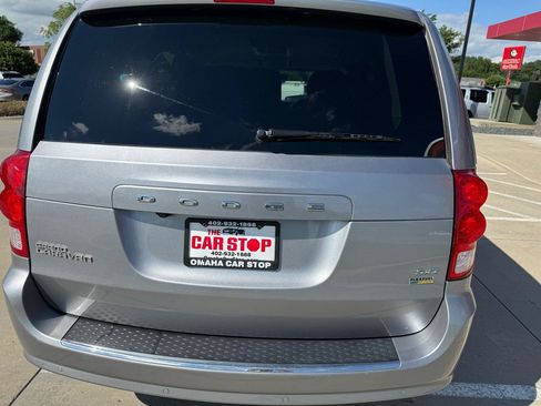 Used 2018 Dodge Grand Caravan SXT FWD image 7